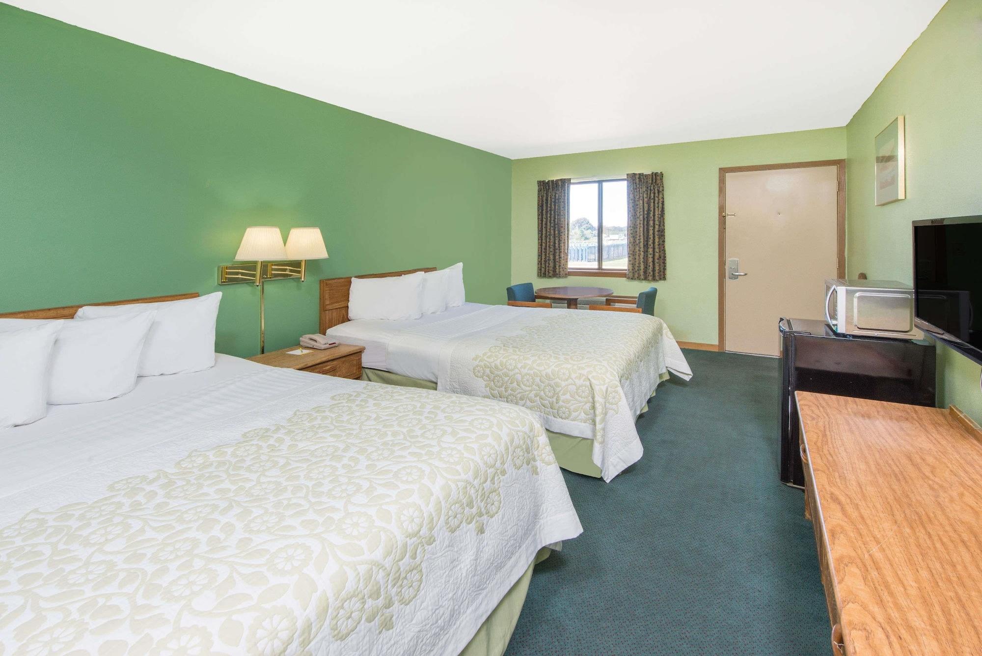 Days Inn By Wyndham Mountain Grove Kültér fotó